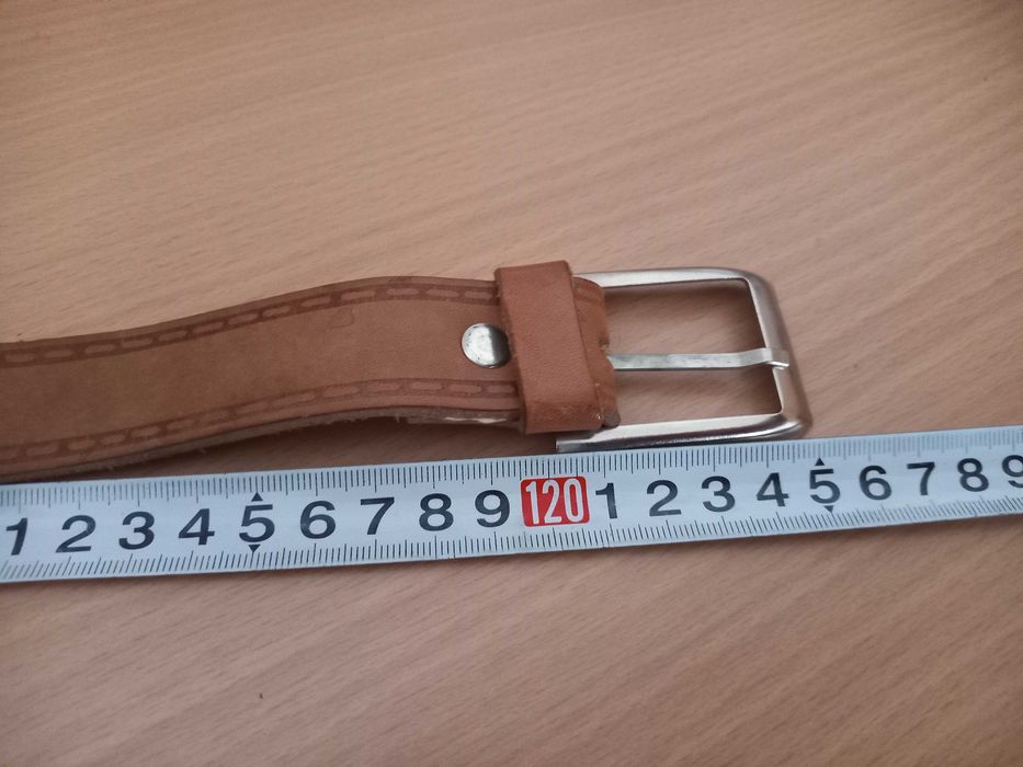 Продавам кожен дамски колан 125см