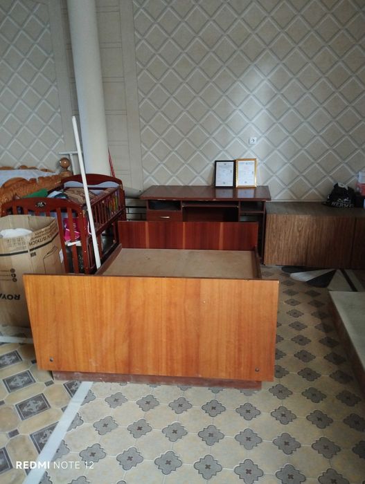 Spalniy divan narxi kelishiladi