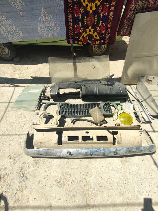 Maskvich 412--- KUZOF ---4 ta balonda turibdi