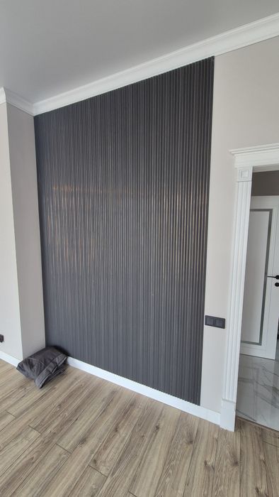 Поклейка обоев галтель