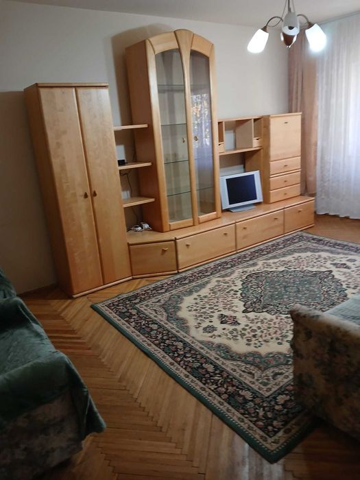 Inchiriez ap. 2 camere, zona Podgoria langa Parc si Malul Muresului