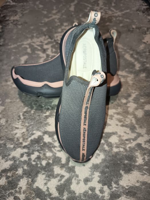 Adidași slip-on Aeopostale