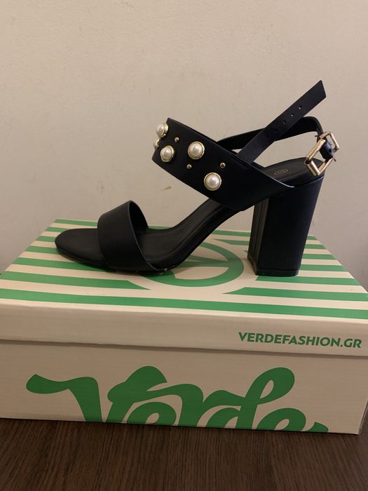 НОВИ сандали VERDE