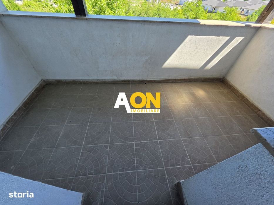 Apartament 5 camere, renovat, 68 mp utili + mansarda 52 mp,  Cetate