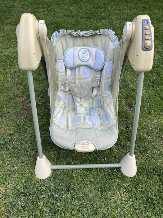 Електрически музикален шезлонг-люлка