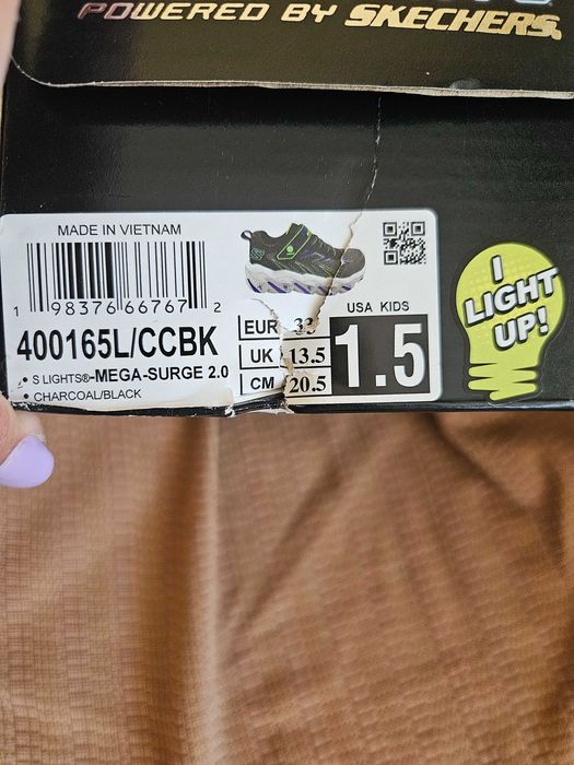 Лот чисто нови маратонки Skechers номер 32