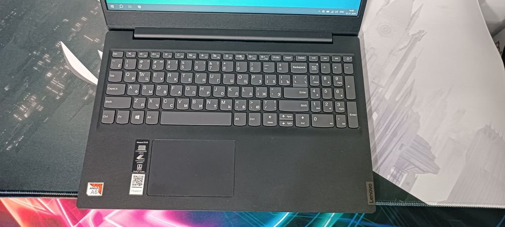 Ноутбук Lenovo в отличном состоянии