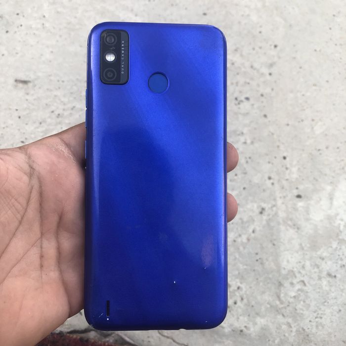 Tecno spark 6 go