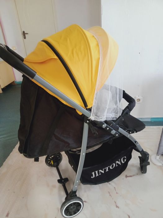 Коляска почти новый