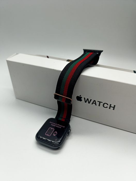 Apple Watch SE - 44mm  Smartwatch + Garantie