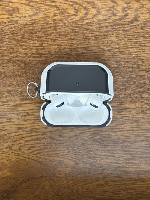 AirPods Pro ( отличное состояние )
