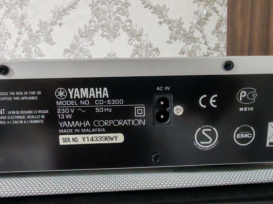 Проигрыватель YAMAHA CD - S300