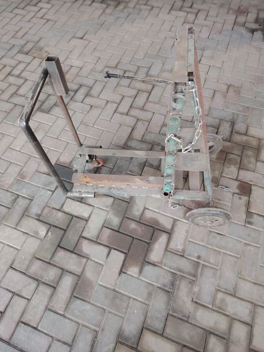 Тележка для сварочного аппарата