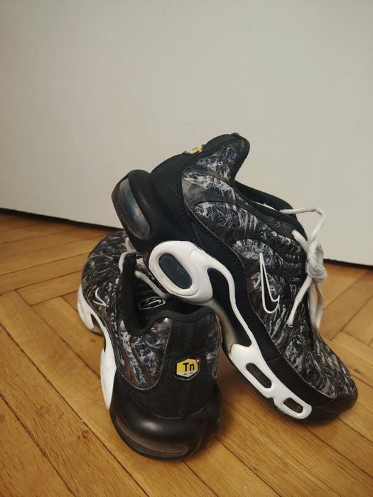 Nike air max Plus TN оригинални размер 42