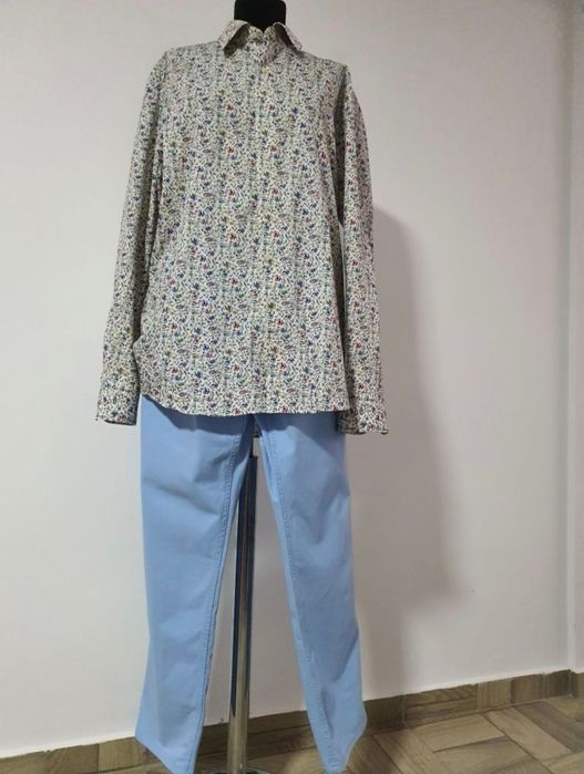 Pantaloni barbatesti, bumbac, model usor slim;