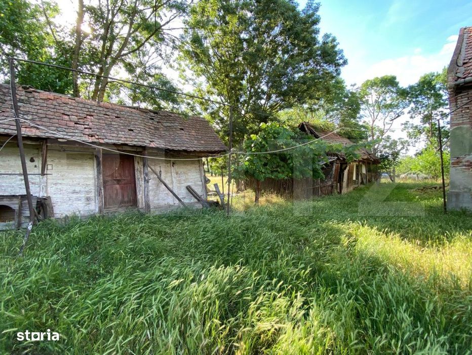 Casa cu caracter istoric an 1922 teren 2993mp Dragsina