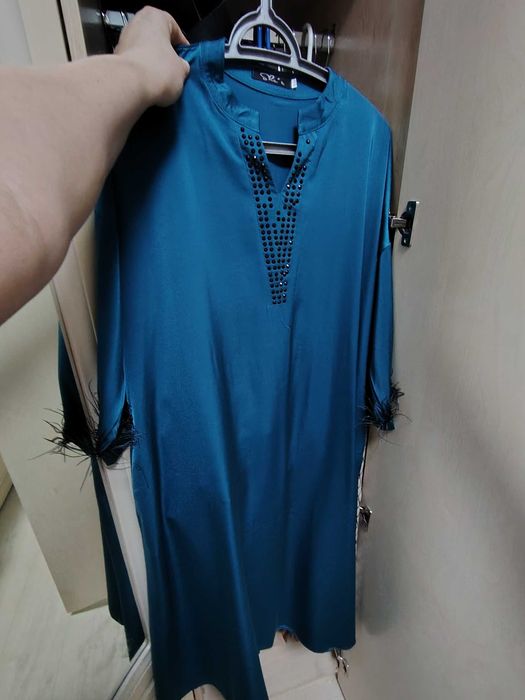 Продам платья вечерние