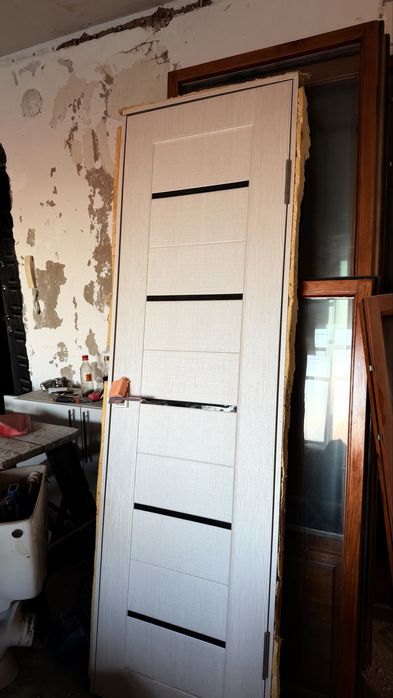 Продам межкомнатные двери