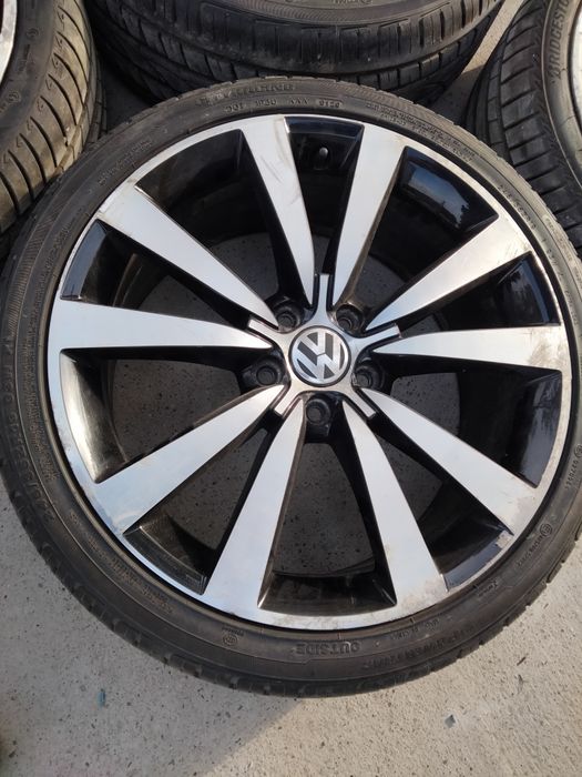Se vinde jante cu tot cu cauciucuri de vara