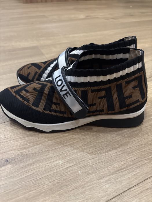 Оригинални маратонки FENDI 39н.