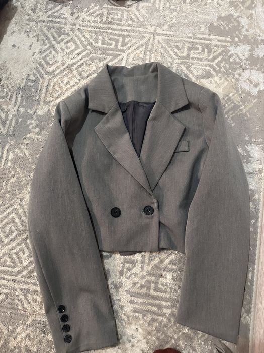 Укороченный пиджак