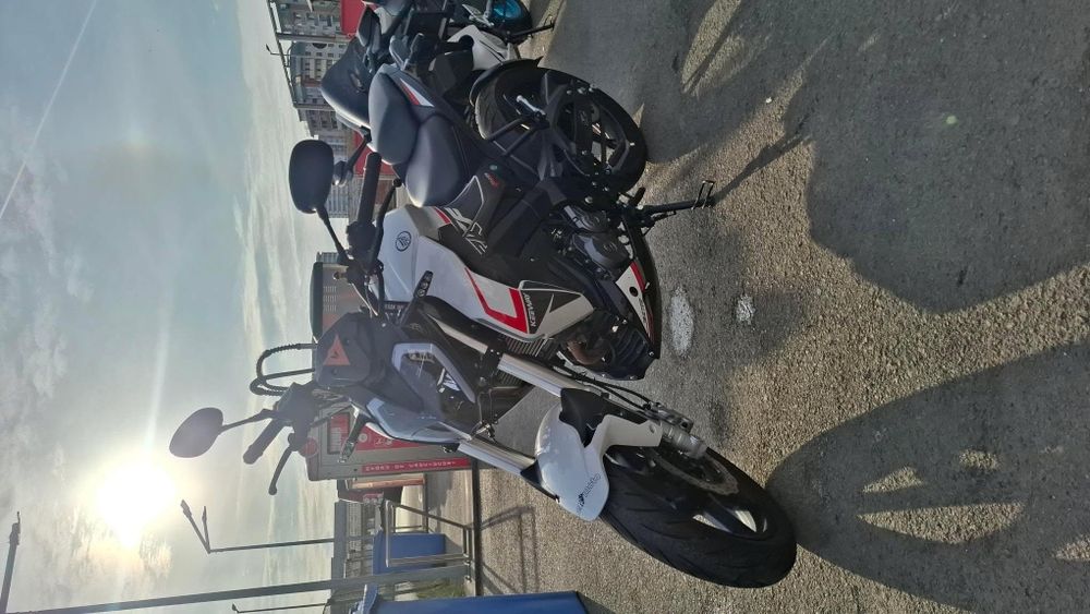 Motocicleta keeway rkf 125