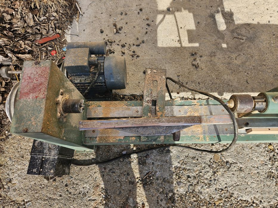 монофазен дървообработващ  струг