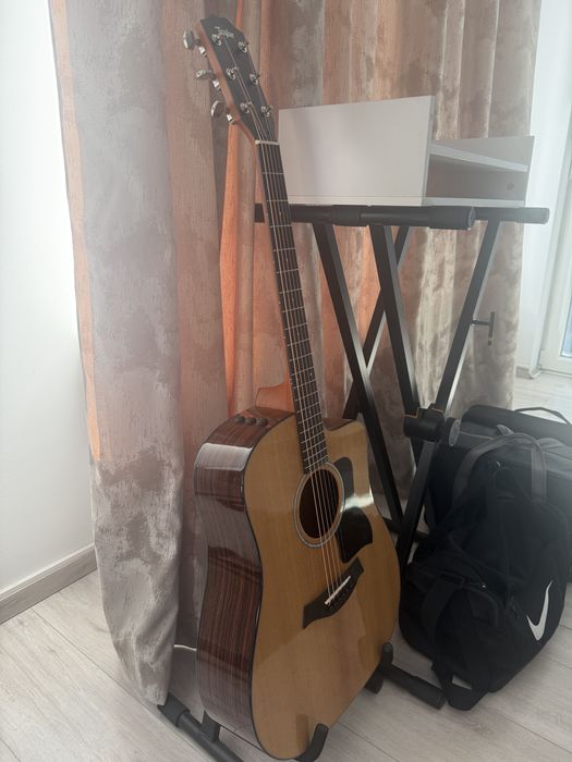 Chitara Taylor 210ce Plus
