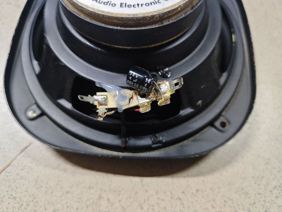 Продам колонки Mac Audio MLC-1710.2