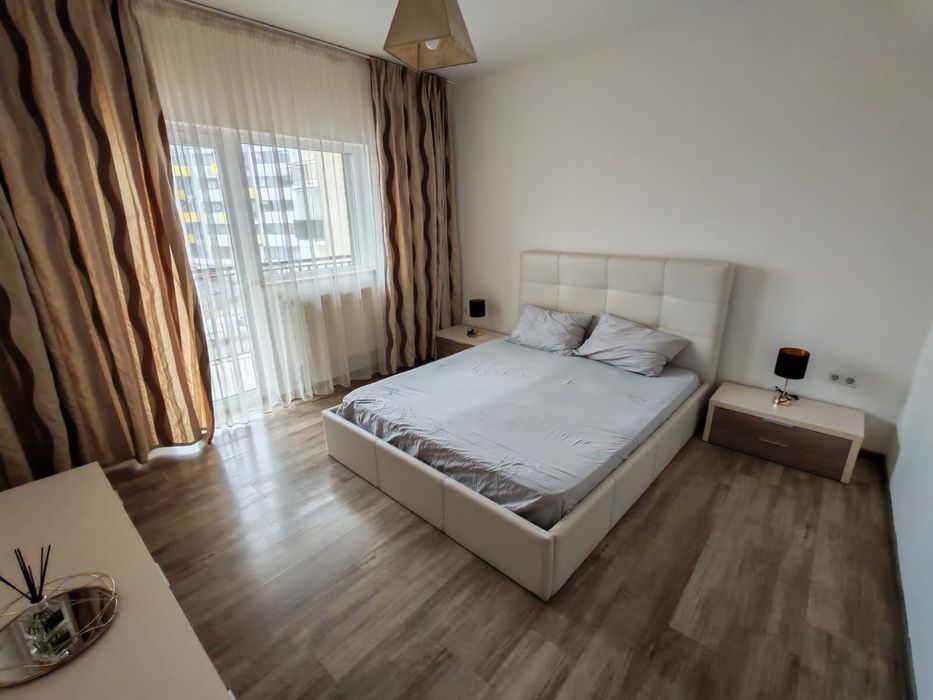 Apartament 3 camere, 75 mp, parcare – subînchiriere în regim hotelier- bloc nou