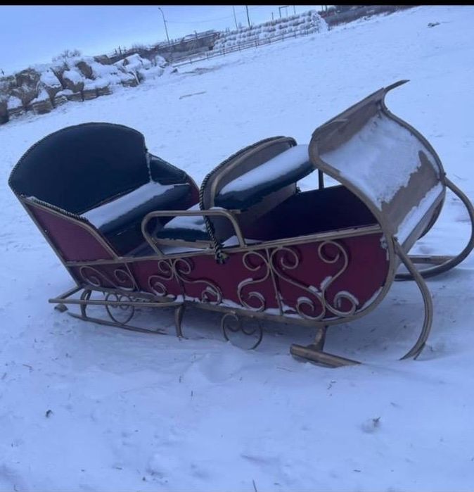 Продам конные Сани