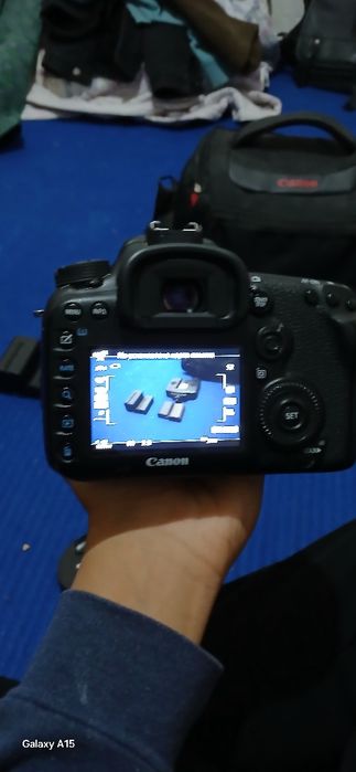 Canon 7D Mark ii hamma narsasi bor