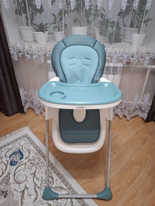 Продам стульчик для кормления