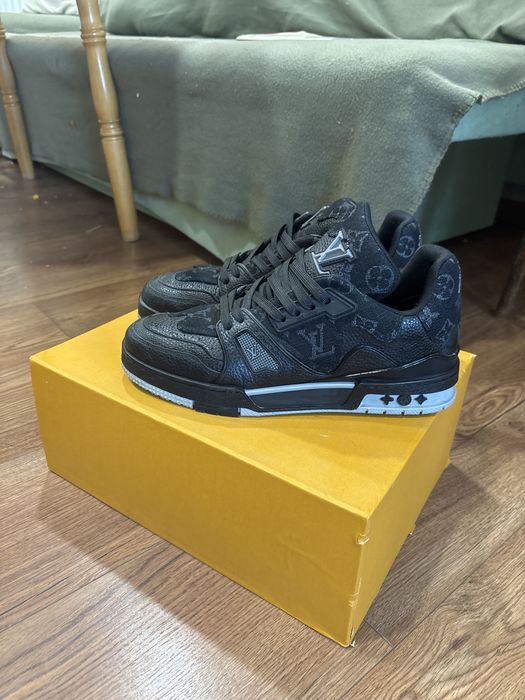 Lv sneakers Black 42 номер