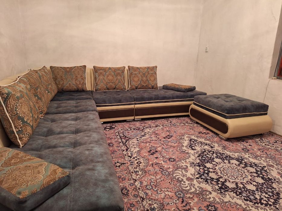 Продаётся угловой диван