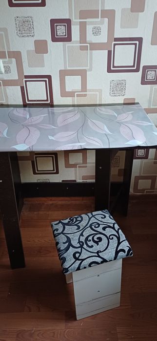 Продам складной столик