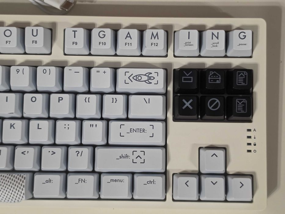 Tastatura Gaming Mecanica Aquirys Aludra TKL Switch-uri Gateron  Cherry Red