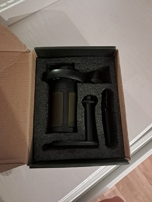 Срочно продаю микрофон !