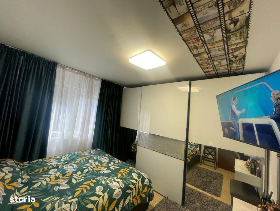Apartament cu 3 dormitoare, 49.45 mp, etaj 1, zona 1 Mai
