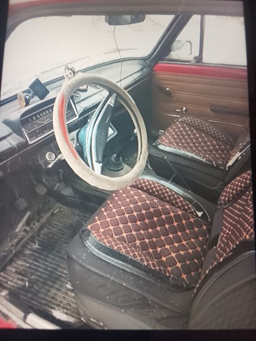 Продам машину ВАЗ 21013