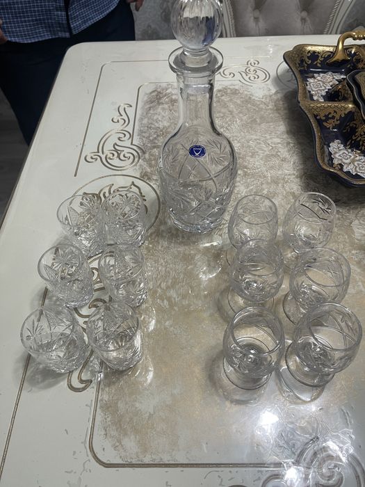 Набор хрустальных стопок