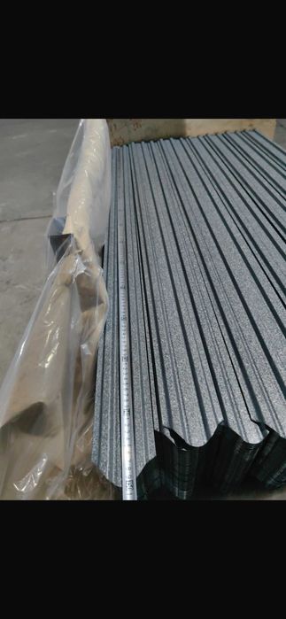 Sipca metalica mat dublu vopsit 8017/7016  Tabla cutata prevopsita