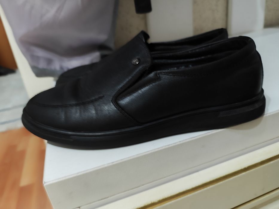 Продам детские туфли