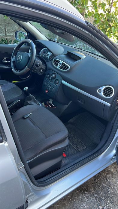 RENAULT Clio 2009 — imagine 4