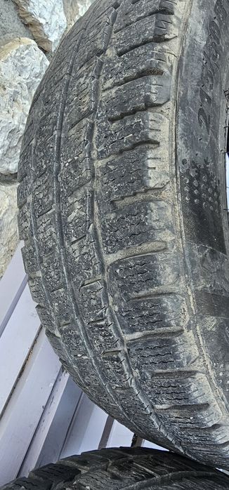 Anvelope/cauciucuri iarna 215 60 R17 C