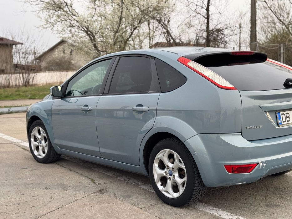 Vand ford focus 2008 cumparat de nou