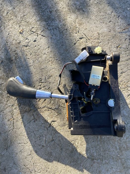 Лост за автоматик каптива 2.0дизел 2007г.