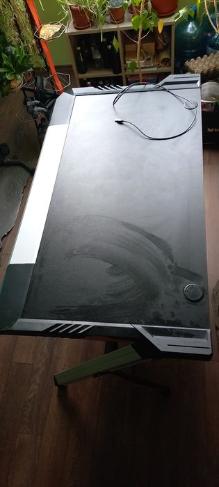 Геймърско бюро Lumi GMD01-1 Deluxe с RGB Lux Aluminium