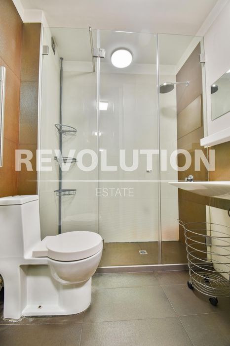 Дава се под наем Двустаен апартамент в София, Център - 70 кв.м за 947.58 € - Снимка #8