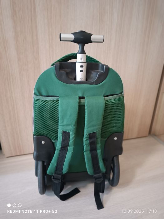 Официална раница с количка Хари Потър Слидерин | отлично състояние